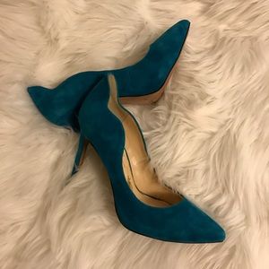 Jessica Simpson brand pumps